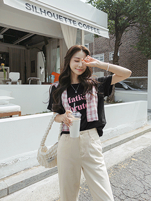 브루트 레터링 티셔츠