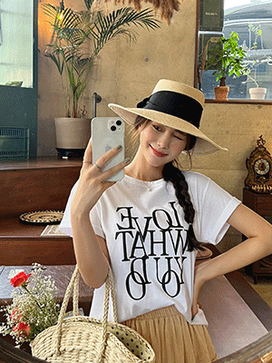 러브왓 레터링 티셔츠