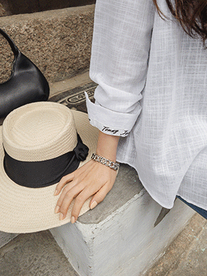 피사 아사면 레터링 셔츠