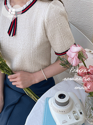 미란 넥프릴 트위드 블라우스 티