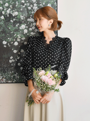 하브 도트 레이스 블라우스