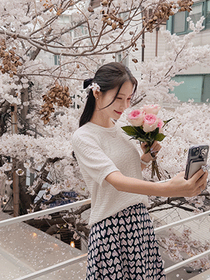 주니 링클 블라우스 티