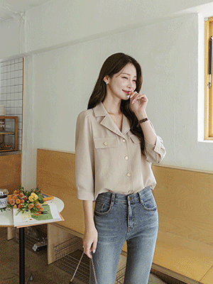 메린 골드버튼 블라우스