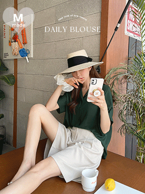 던디 소매핀턱 쉬폰 블라우스