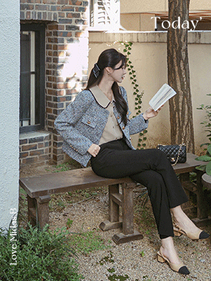 라티 카라 배색 블라우스