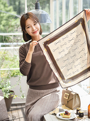 아망드 고리패턴 스카프
